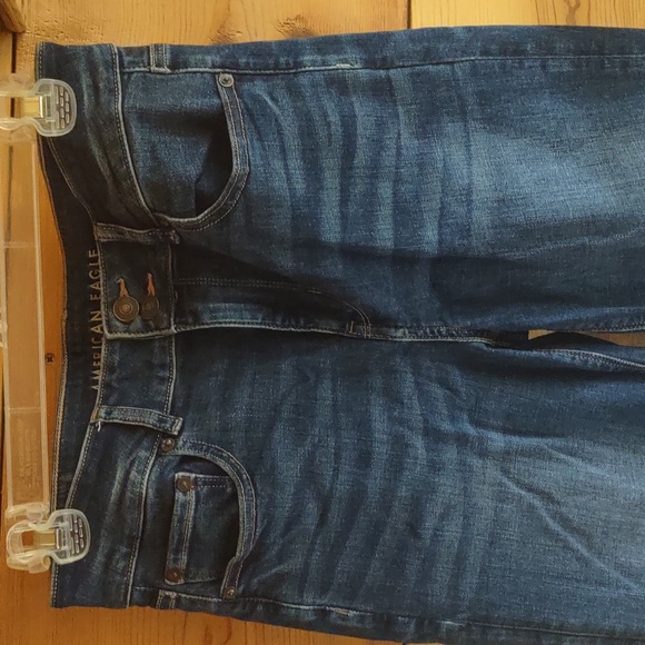 American Eagle Hi-Rise Artist Flare Jeans (Short) - Picture 2 of 7